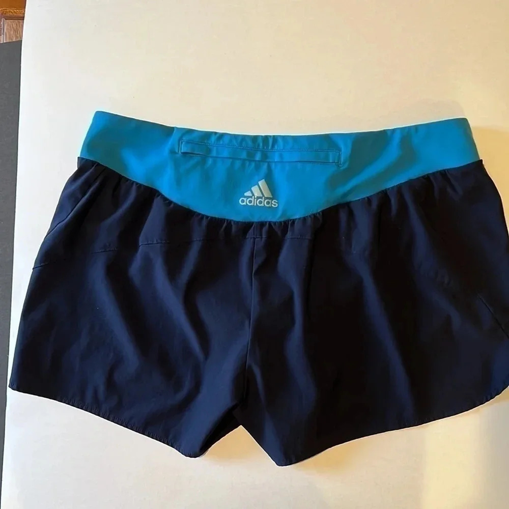 Adidas Boston Marathon Shorts Women’s Size L - Picture 3 of 3